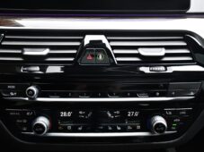 BMW Řada 5 530d xD MSPORT ČR PANO TAŽNÉ - 27