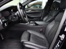 BMW Řada 5 530d xD MSPORT ČR PANO TAŽNÉ - 13