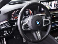 BMW Řada 5 530d xD MSPORT ČR PANO TAŽNÉ - 16