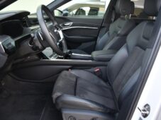 Audi e-tron 50 S-LINE K360 HEAD-UP - 12