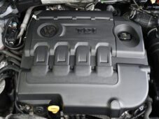 Volkswagen Passat 2.0TDi HIGHLINE DSG ACC ČR - 38