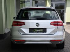 Volkswagen Passat 2.0TDi HIGHLINE DSG ACC ČR - 9
