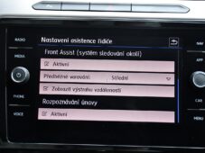 Volkswagen Passat 2.0TDi HIGHLINE DSG ACC ČR - 30