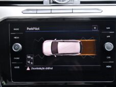 Volkswagen Passat 2.0TDi HIGHLINE DSG ACC ČR - 31