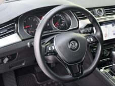 Volkswagen Passat 2.0TDi HIGHLINE DSG ACC ČR - 15