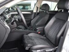 Volkswagen Passat 2.0TDi HIGHLINE DSG ACC ČR - 13