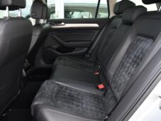 Volkswagen Passat 2.0TDi HIGHLINE DSG ACC ČR - 18
