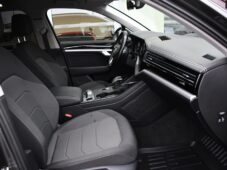 Volkswagen Touareg 3.0TDi 4MOTION ČR TAŽNÉ - 19