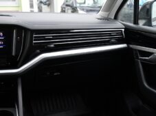 Volkswagen Touareg 3.0TDi 4MOTION ČR TAŽNÉ - 7