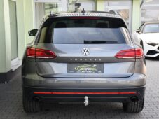 Volkswagen Touareg 3.0TDi 4MOTION ČR TAŽNÉ - 9