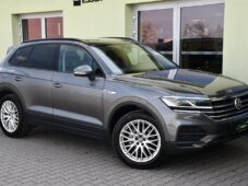 Volkswagen Touareg 3.0TDi 4MOTION ČR TAŽNÉ - 1