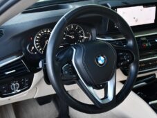 BMW Řada 5 540i xD LUXURY LINE HUD - 15