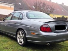 Jaguar S-Type R SUPERCHARGED - 4