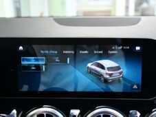 Mercedes-Benz Třídy B 220d AMG K360°PANO ČR - 29