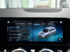 Mercedes-Benz Třídy B 220d AMG K360°PANO ČR - 30