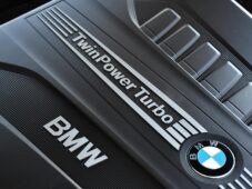 BMW Řada 5 535d xD PANO HK HUD TAŽNÉ 2ALU - 49