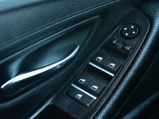 BMW Řada 5 535d xD PANO HK HUD TAŽNÉ 2ALU - 30