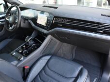 Volkswagen Touareg 3.0 TDI - 11