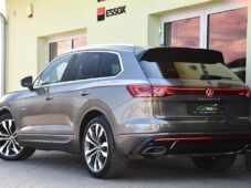 Volkswagen Touareg 3.0 TDI - 2