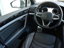 Volkswagen Touareg 3.0 TDI - 21