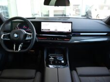 BMW Řada 5 520d M-SPORT ZÁRUKA TAŽNÉ - 4