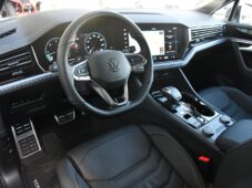 Volkswagen Touareg 3.0 TDI - 8
