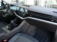 Volkswagen Touareg 3.0TDI 2.SADA KOL ČR - 11