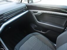 Volkswagen Touareg 3.0TDI 2.SADA KOL ČR - 23