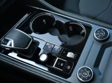 Volkswagen Touareg 3.0TDI 2.SADA KOL ČR - 32