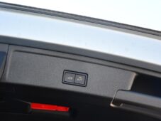 Volkswagen Touareg 3.0TDI 2.SADA KOL ČR - 45