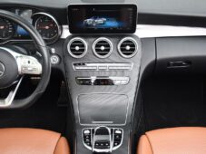 Mercedes-Benz Třídy C 220d AMG LED CARPLAY KAMERA - 26