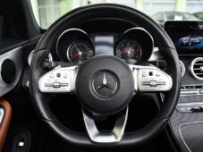 Mercedes-Benz Třídy C 220d AMG LED CARPLAY KAMERA - 30