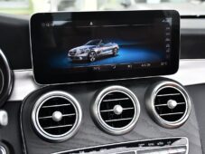 Mercedes-Benz Třídy C 220d AMG LED CARPLAY KAMERA - 34