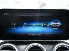 Mercedes-Benz Třídy C 220d AMG LED CARPLAY KAMERA - 38