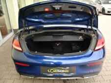 Mercedes-Benz Třídy C 220d AMG LED CARPLAY KAMERA - 45