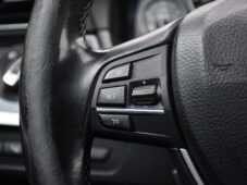 BMW Řada 5 530d xDrive - 25