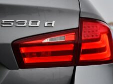 BMW Řada 5 530d xDrive - 46