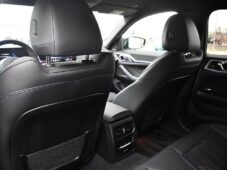 BMW i4 eDrive40 - 17