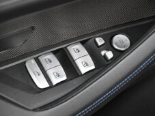 BMW i4 eDrive40 - 24