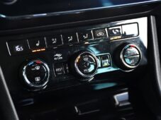 Škoda Superb 2.0TDi L&K 140kW DSG 4×4 - 34