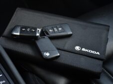 Škoda Superb 2.0TDi L&K 140kW DSG 4×4 - 36