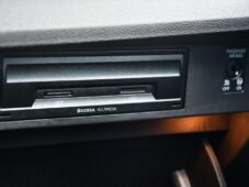 Škoda Superb 2.0TDi L&K 140kW DSG 4×4 - 37