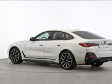 BMW i4 eDrive40 M-SPORT - 11