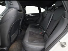 BMW i4 eDrive40 M-SPORT - 21