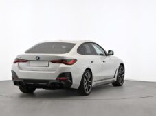 BMW i4 eDrive40 M-SPORT - 8