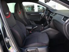 Škoda Octavia 2.0TSi 169kW RS - 12