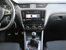 Škoda Octavia 2.0TSi 169kW RS - 22