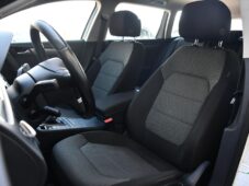 Volkswagen Passat 2.0TDi ČR VÝHŘEV PDC - 10