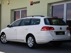 Volkswagen Passat 2.0TDi ČR VÝHŘEV PDC - 2