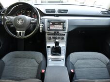 Volkswagen Passat 2.0TDi ČR VÝHŘEV PDC - 20